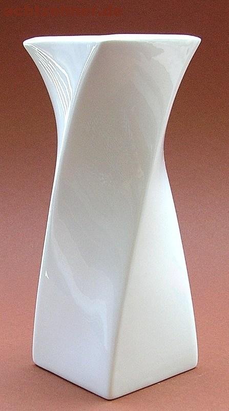 Quadriga weiß glasiert Vase Kaiser Porzellan 16 cm